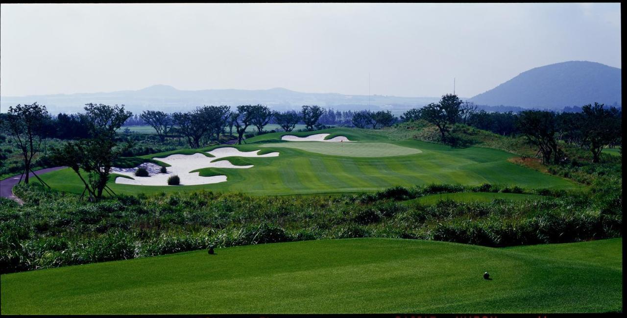 Ardenhill Resort & Golf Чеджудо Экстерьер фото
