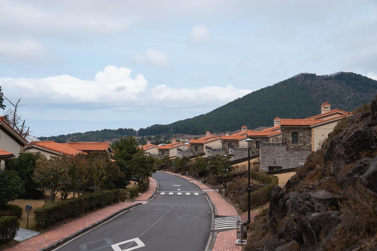 Ardenhill Resort & Golf Чеджудо Экстерьер фото