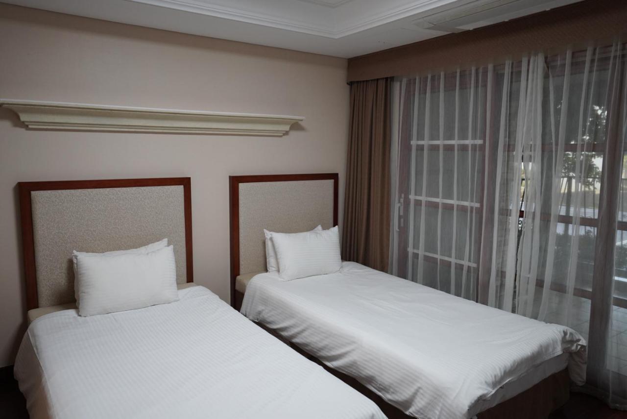 Ardenhill Resort & Golf Чеджудо Экстерьер фото