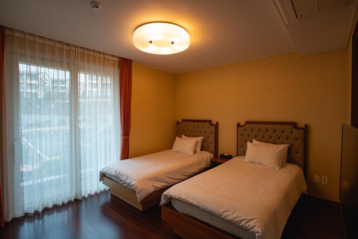 Ardenhill Resort & Golf Чеджудо Экстерьер фото